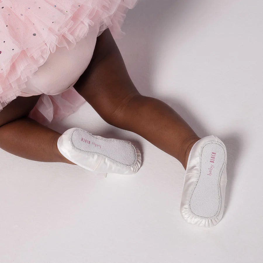 BB2180 Bloch Baby Ballerina Shoes WHT Studio Scene